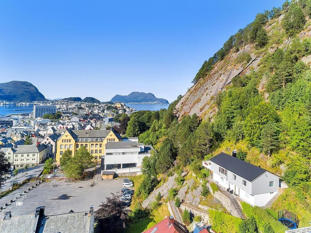 City View Studio Apartment Alesund Exterior photo